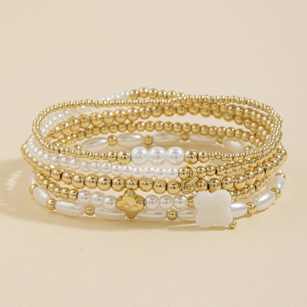 Mother Of Pearl Clover Stretch Bracelet