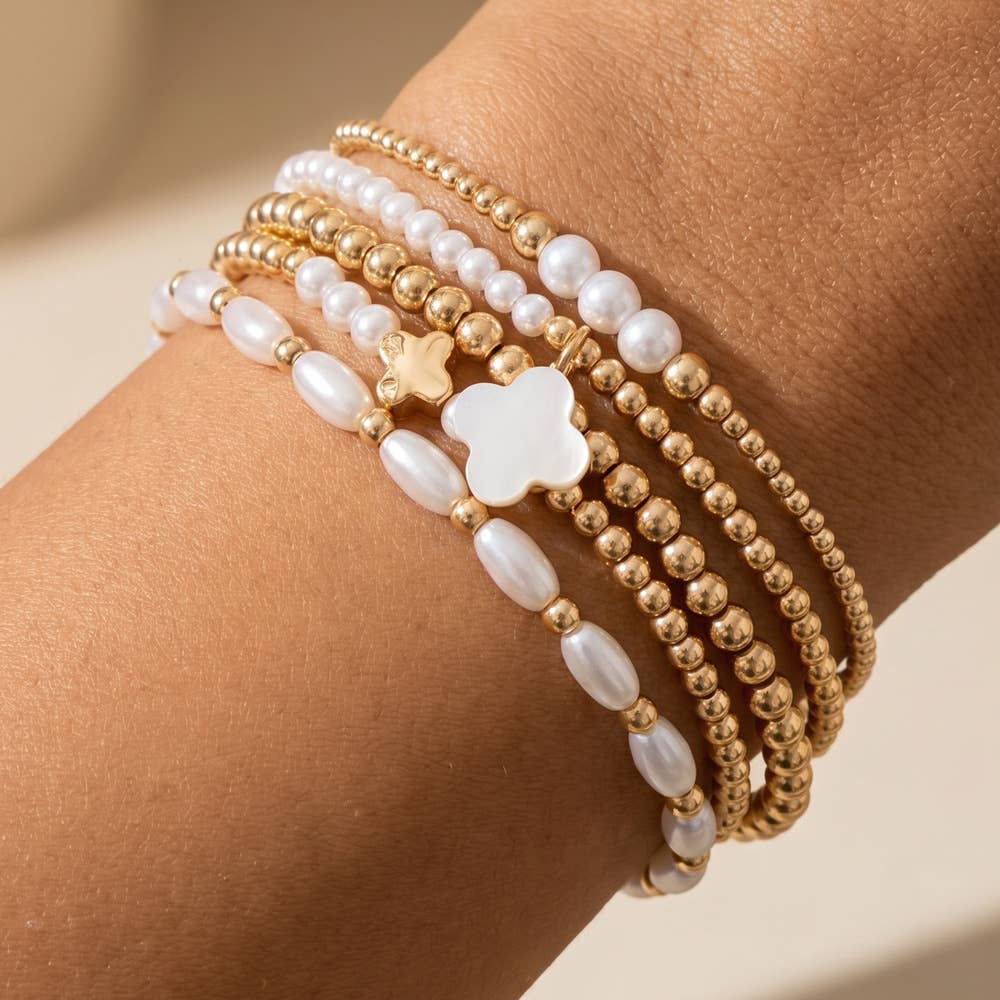 Mother Of Pearl Clover Stretch Bracelet