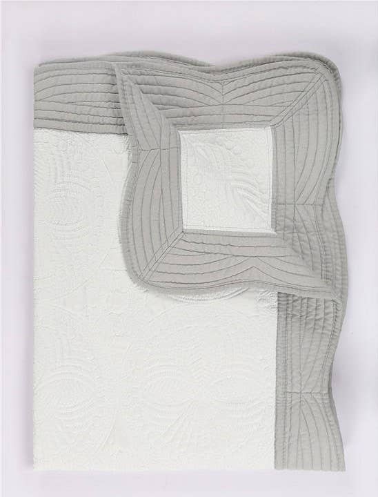 Heirloom Quilt - Baby Quilt Blanket with Monogram
