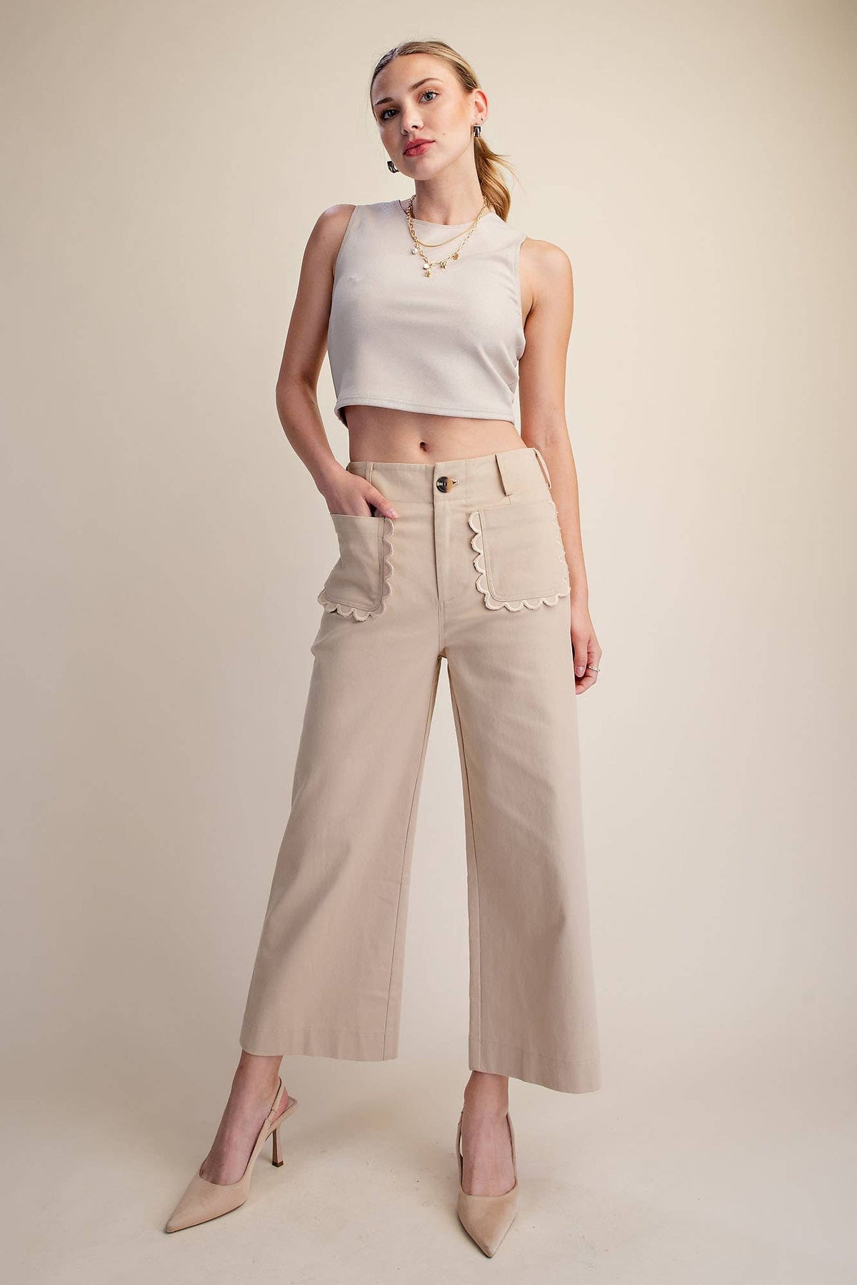 Cropped Scallop Pocket Wide-Leg Pants